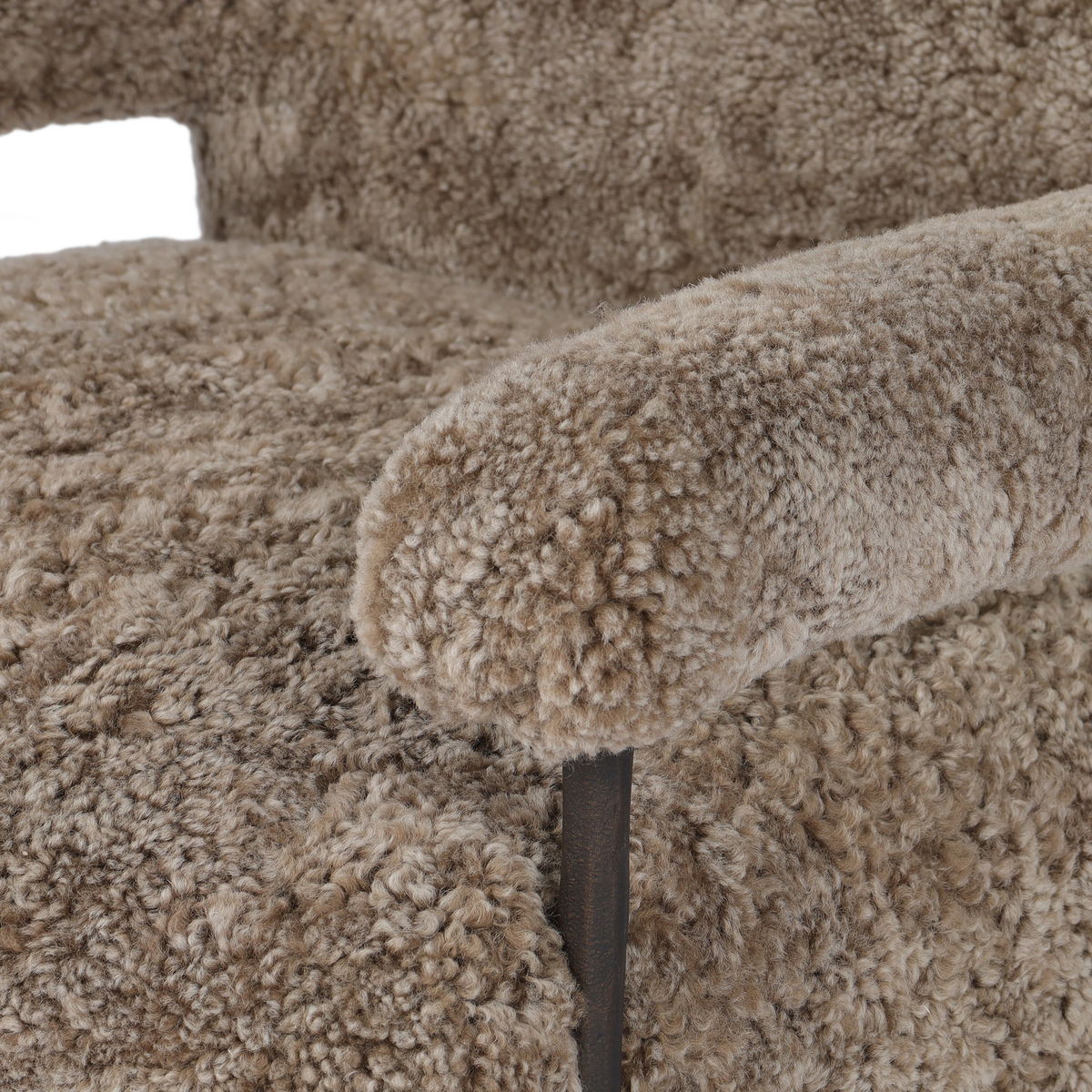 #color_taupe-shearling