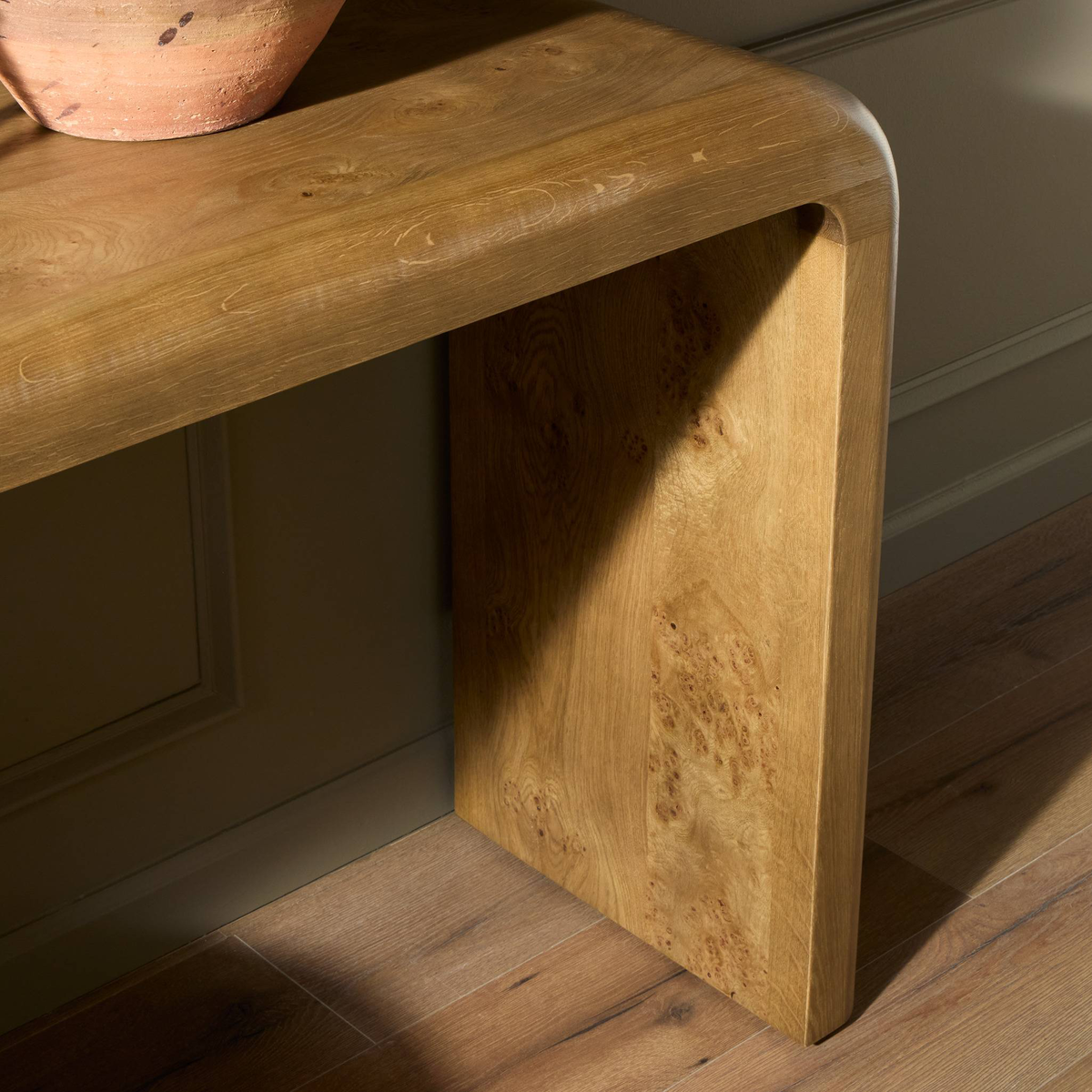 #color_rye-medium-burl-oak-veneer