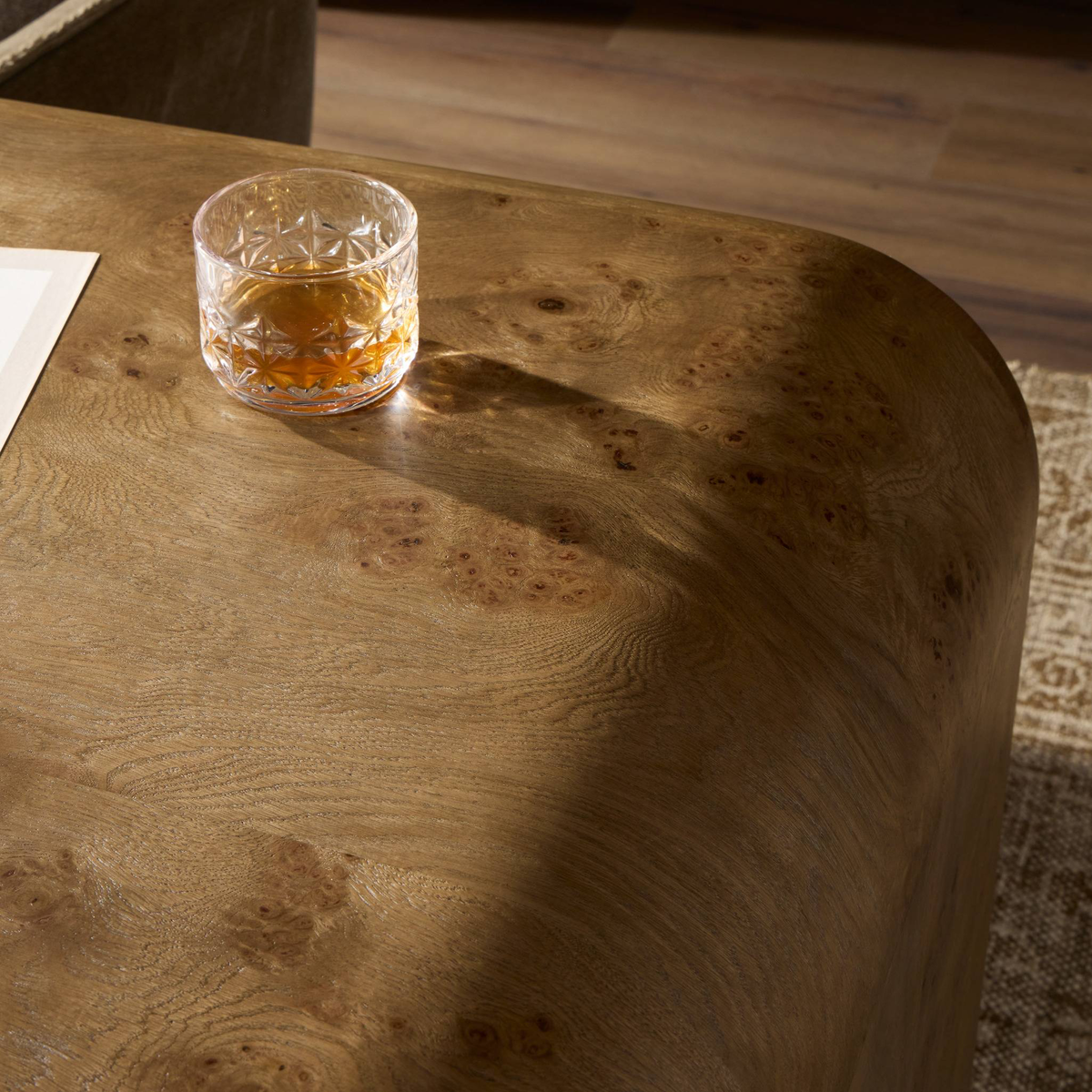 #color_rye-medium-burl-oak-veneer