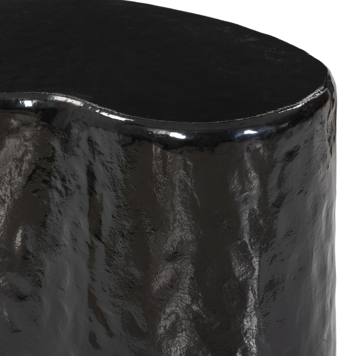 #color_glossy-black-cast-aluminum