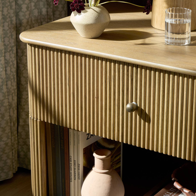 #color_amber-mindi-veneer
