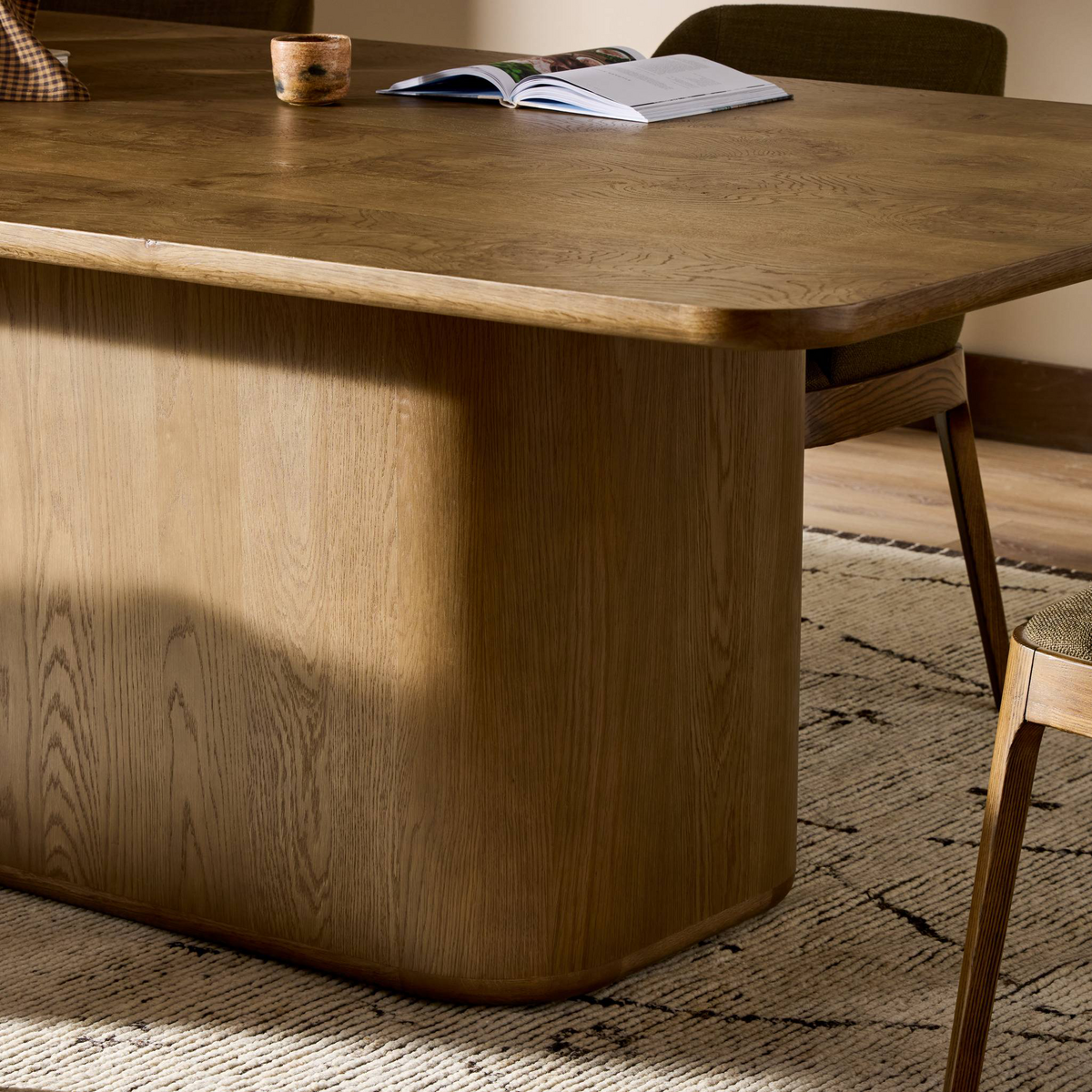 #color_tables-desks/dining-kitchen-tables/dining