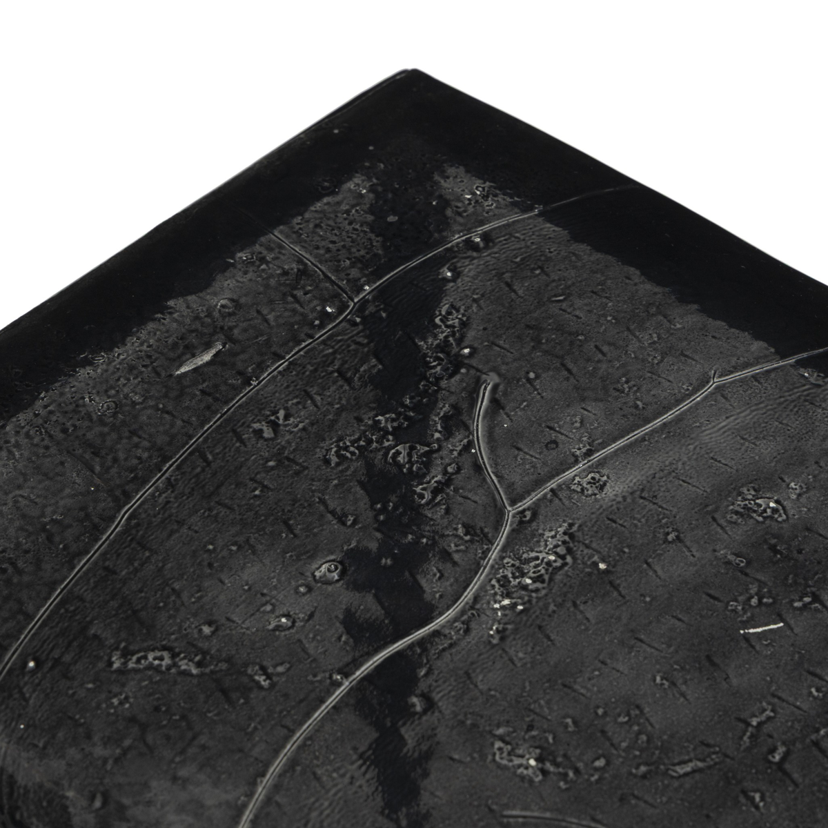 #color_smoked-black-cast-glass