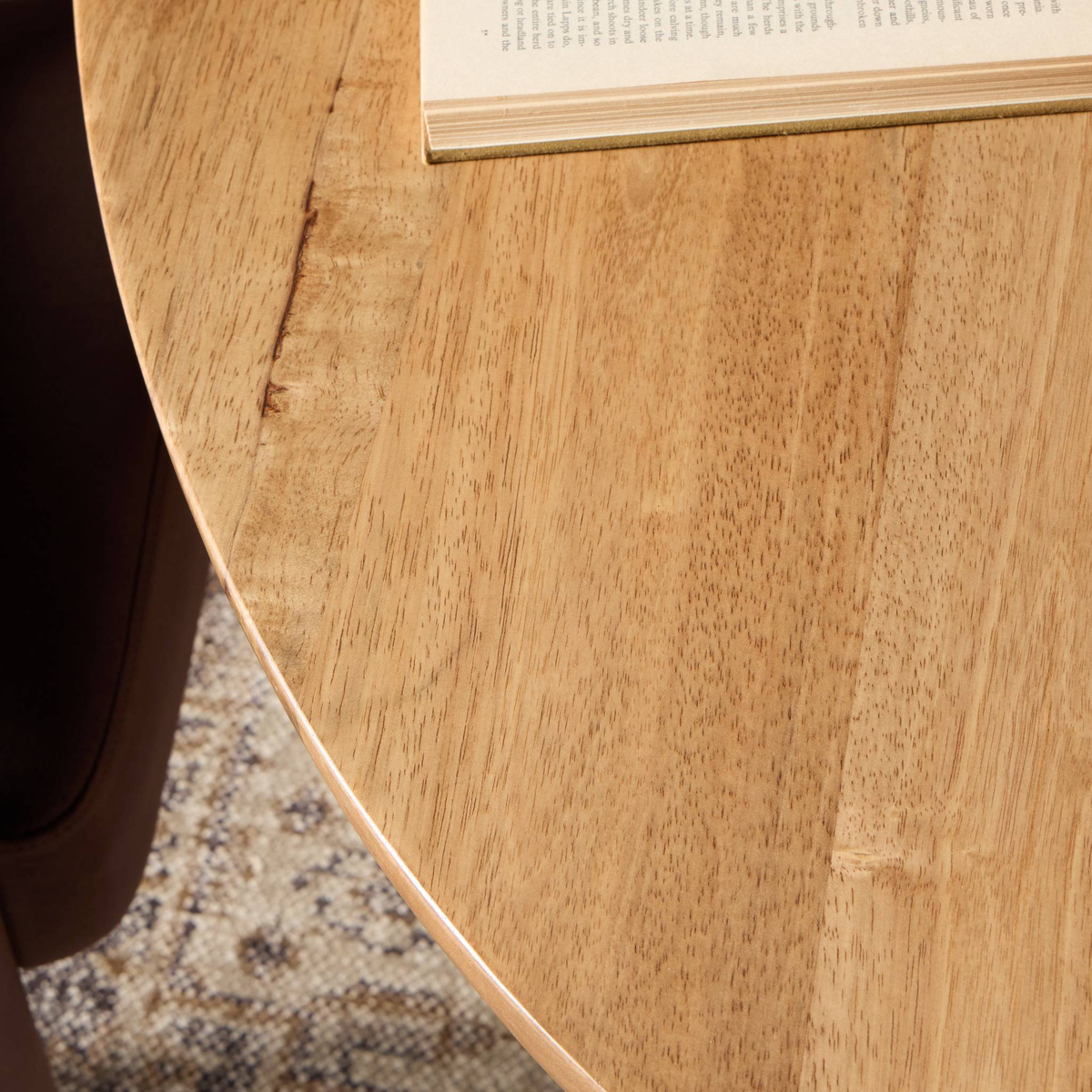 Bibianna Oval Dining Table