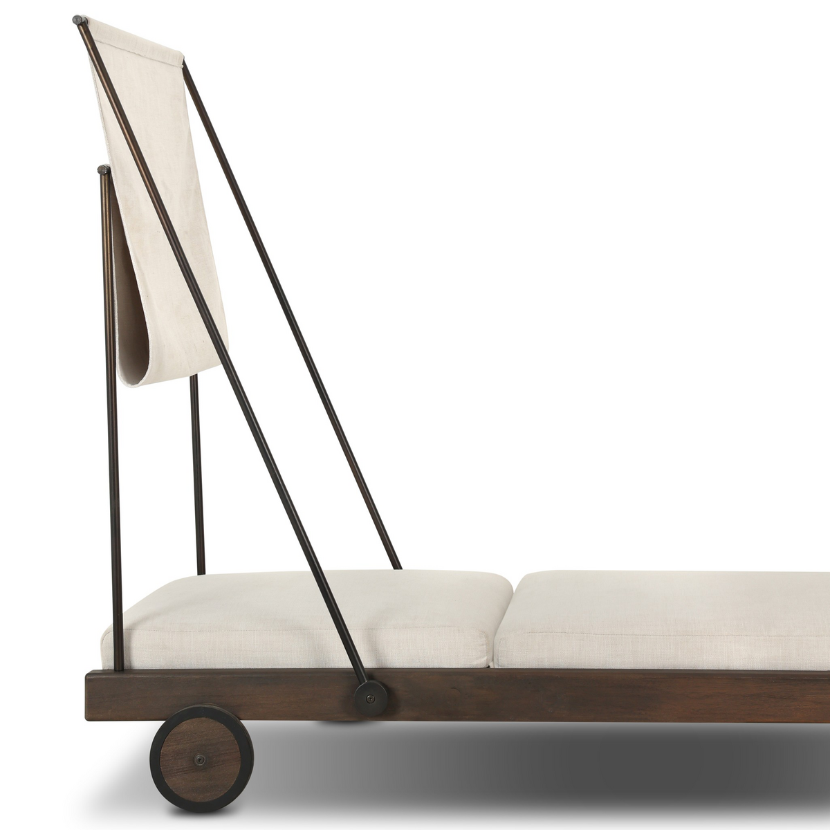 #color_outdoor/outdoor-sofas-and-chaises/outdoor