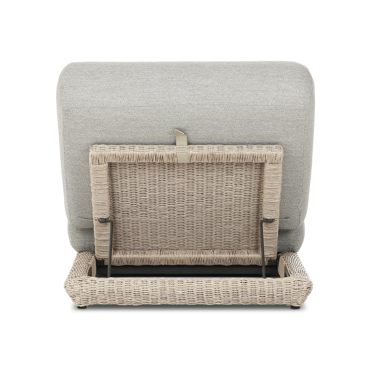 Evander Outdoor Chaise