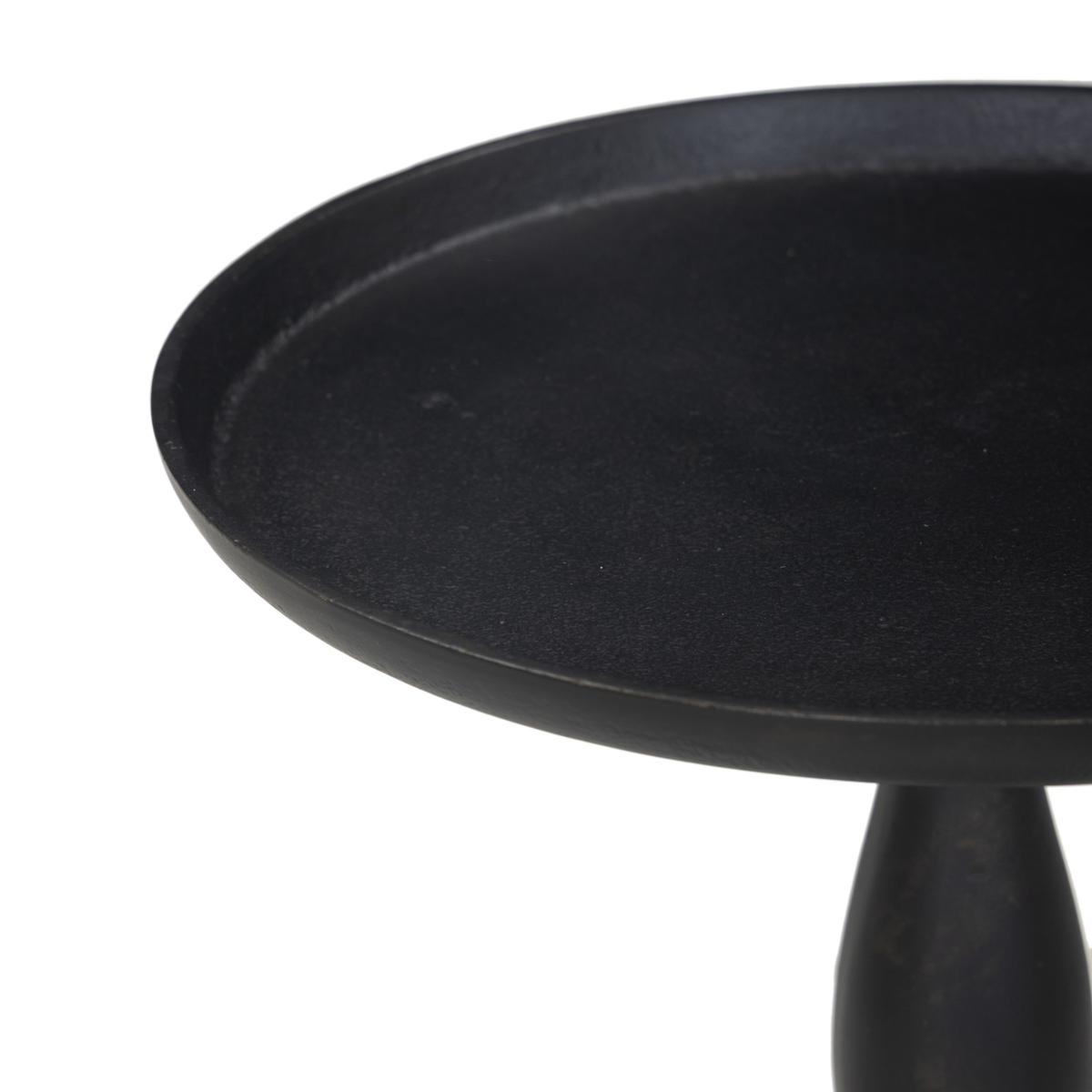 #color_black-antique