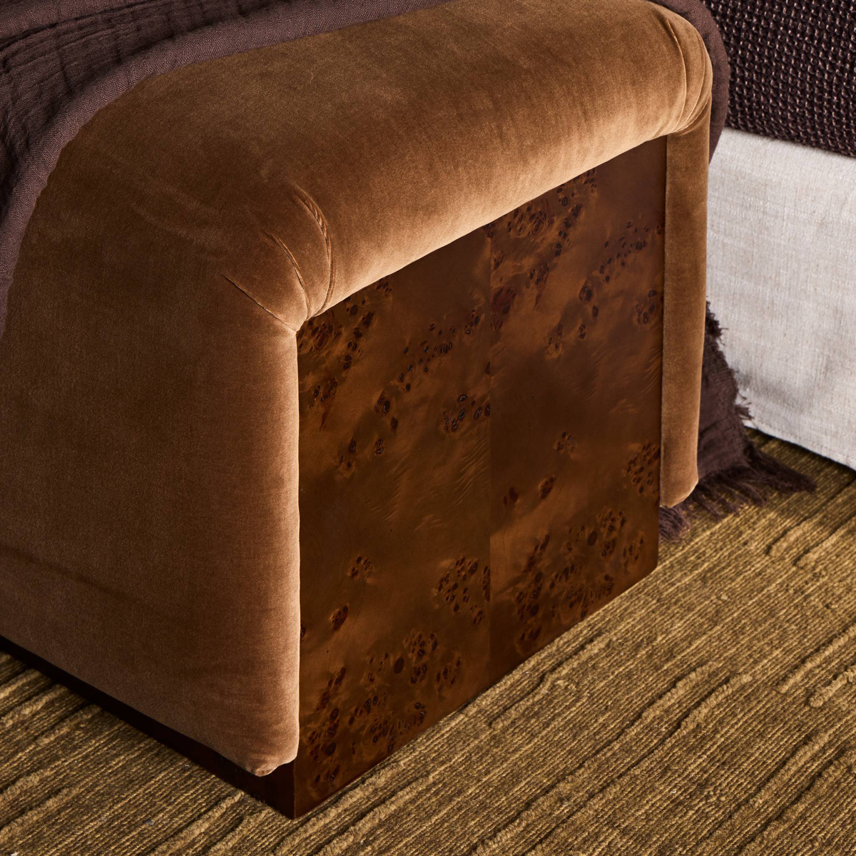 #color_surrey-ochre