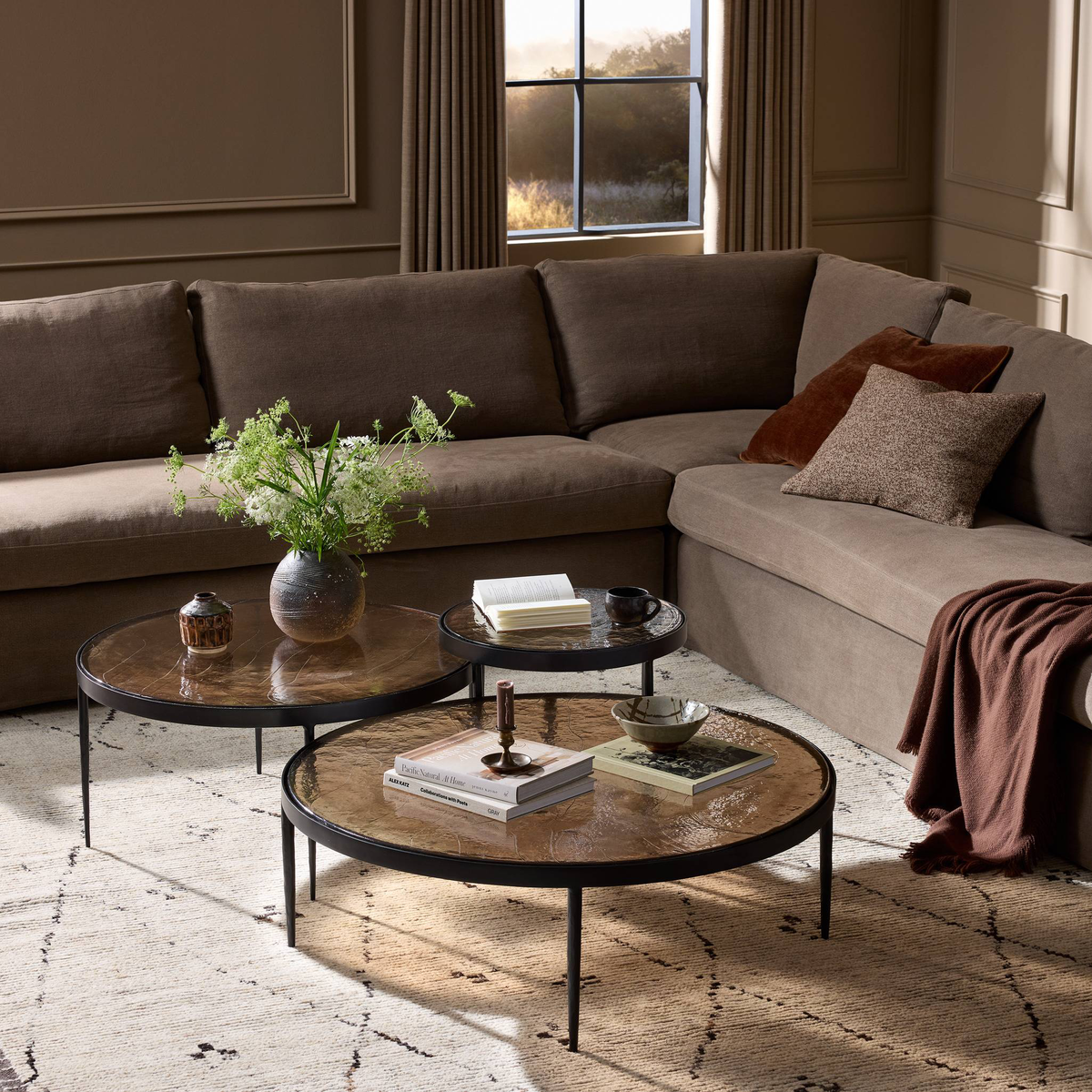 #color_smoked-brown-cast-glass