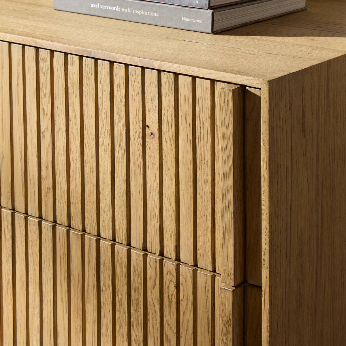 #color_rustic-light-natural-oak-veneer