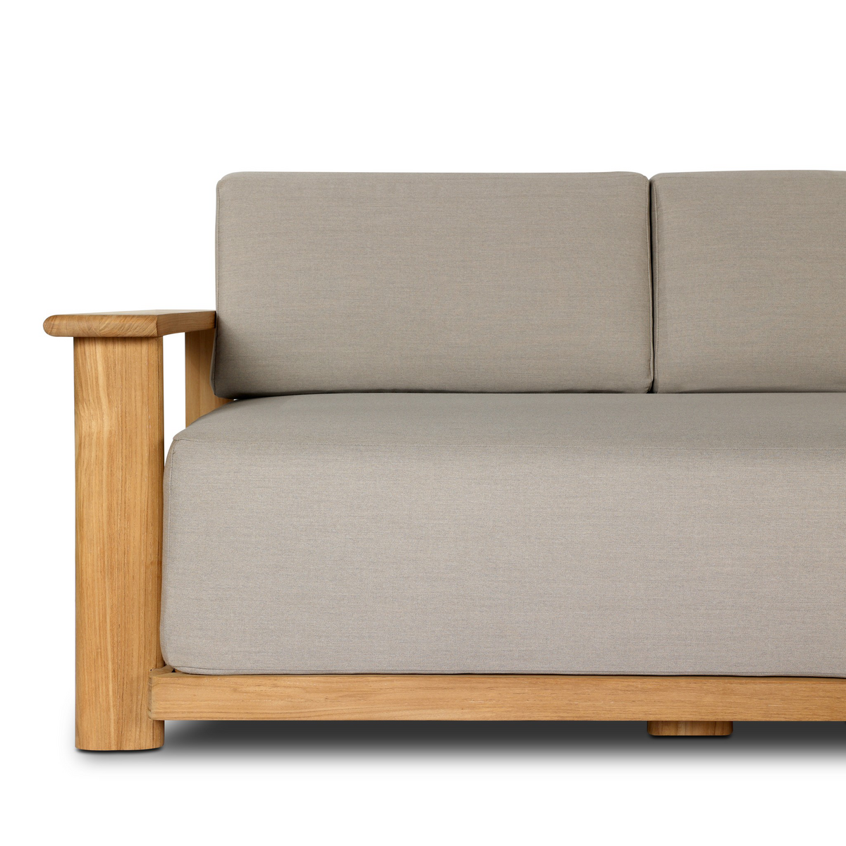 #color_outdoor/outdoor-sofas-and-chaises/outdoor