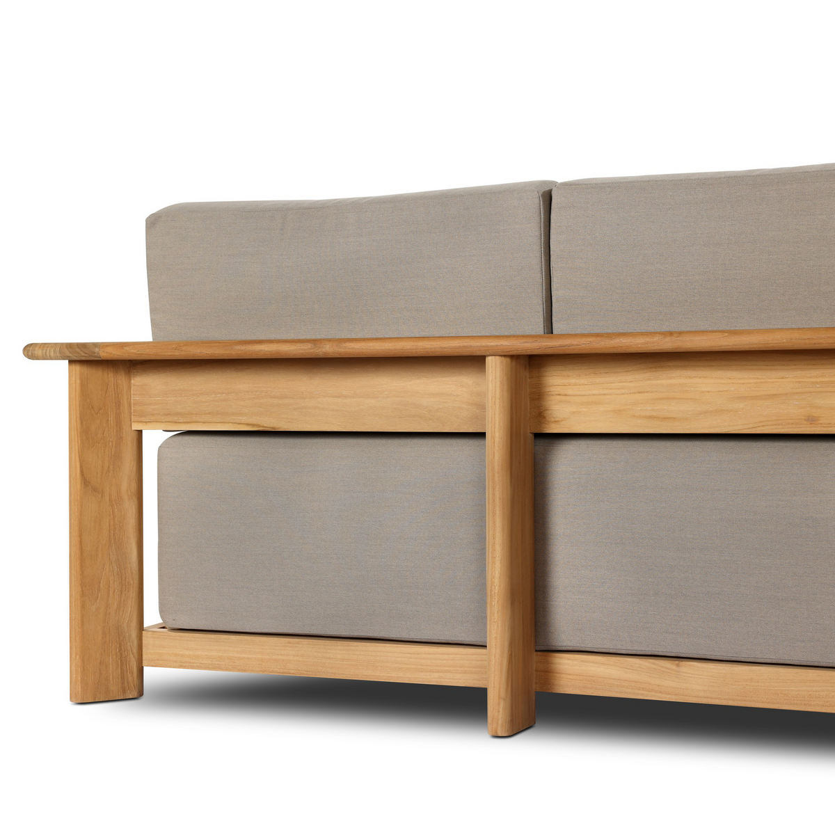 #color_outdoor/outdoor-sofas-and-chaises/outdoor