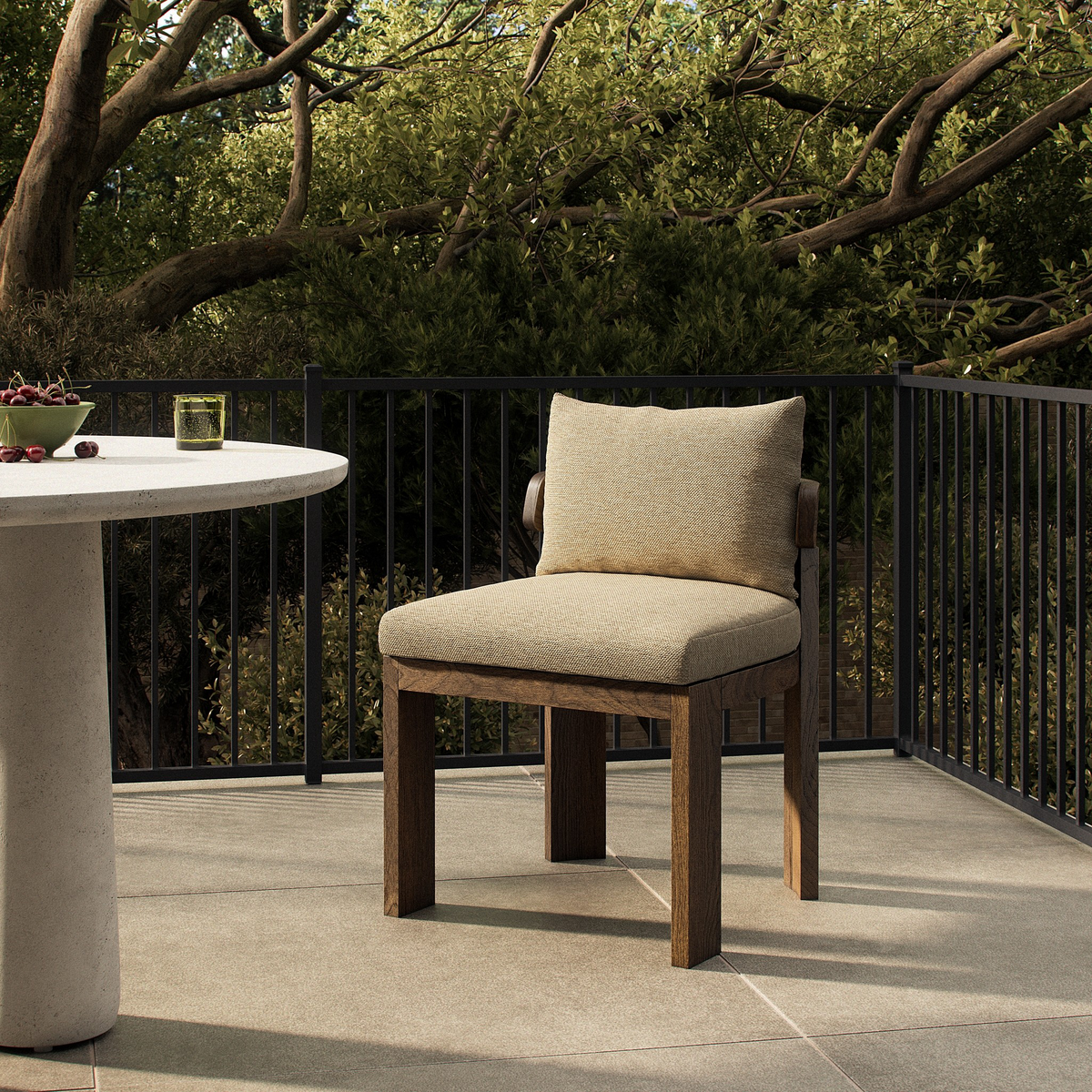 #color_outdoor/outdoor-chairs/outdoor-dining