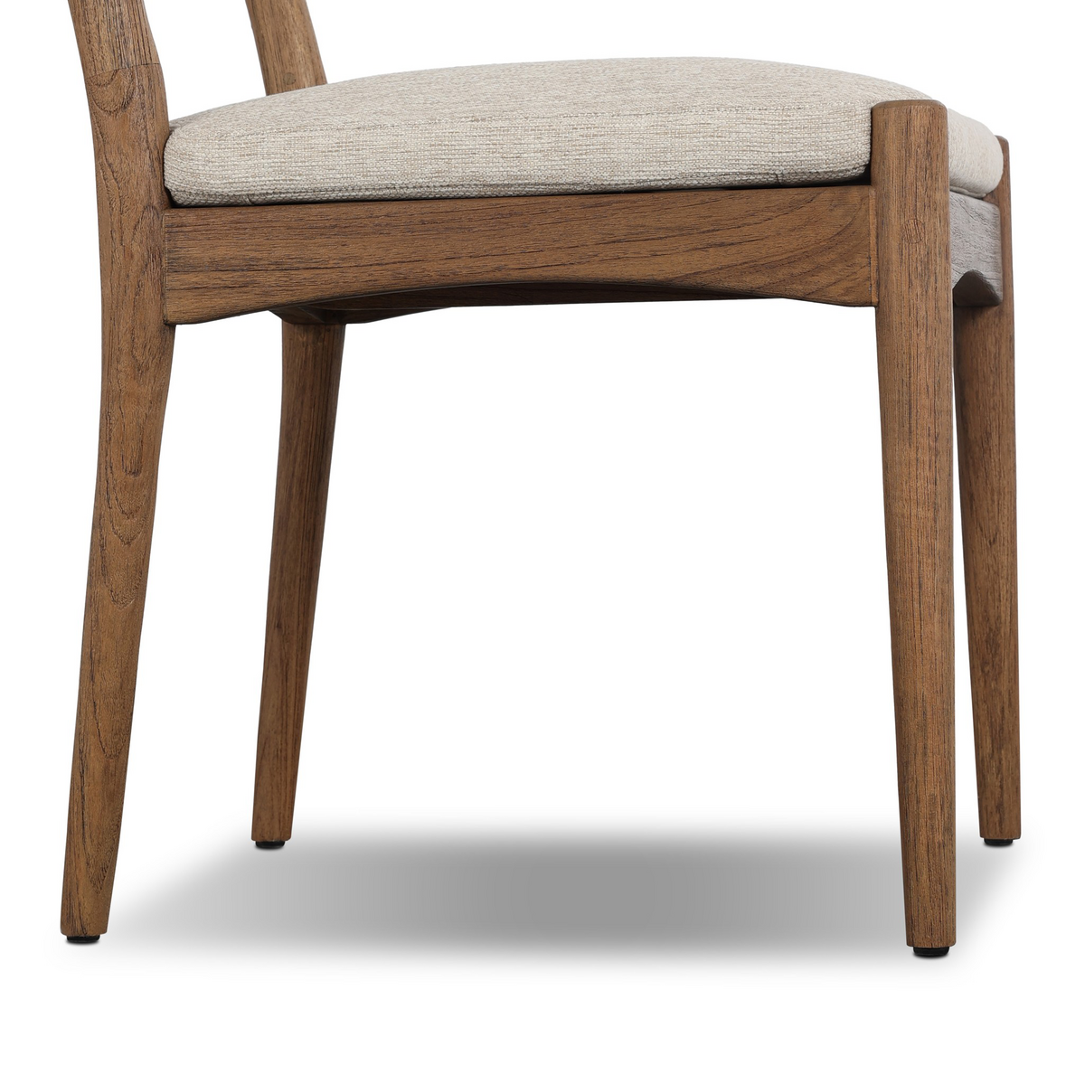 #color_outdoor/outdoor-chairs/outdoor-dining