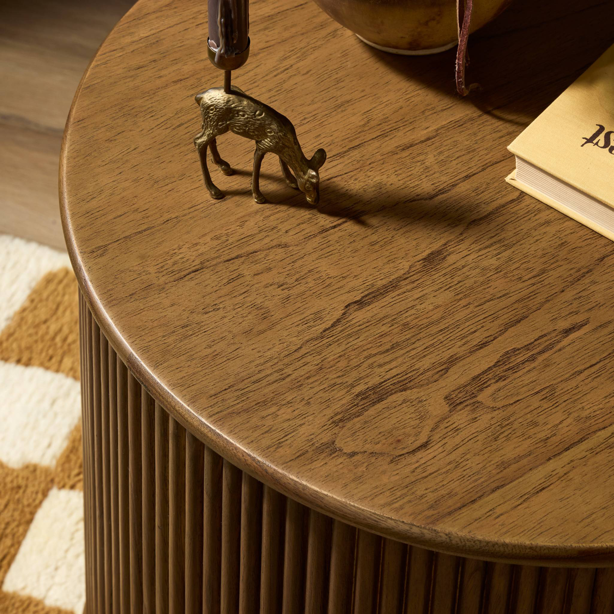 #color_amber-mindi-veneer