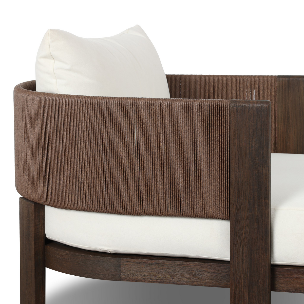 #color_outdoor/outdoor-sofas-and-chaises/outdoor