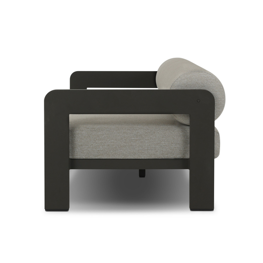 #color_outdoor/outdoor-sofas-and-chaises/outdoor