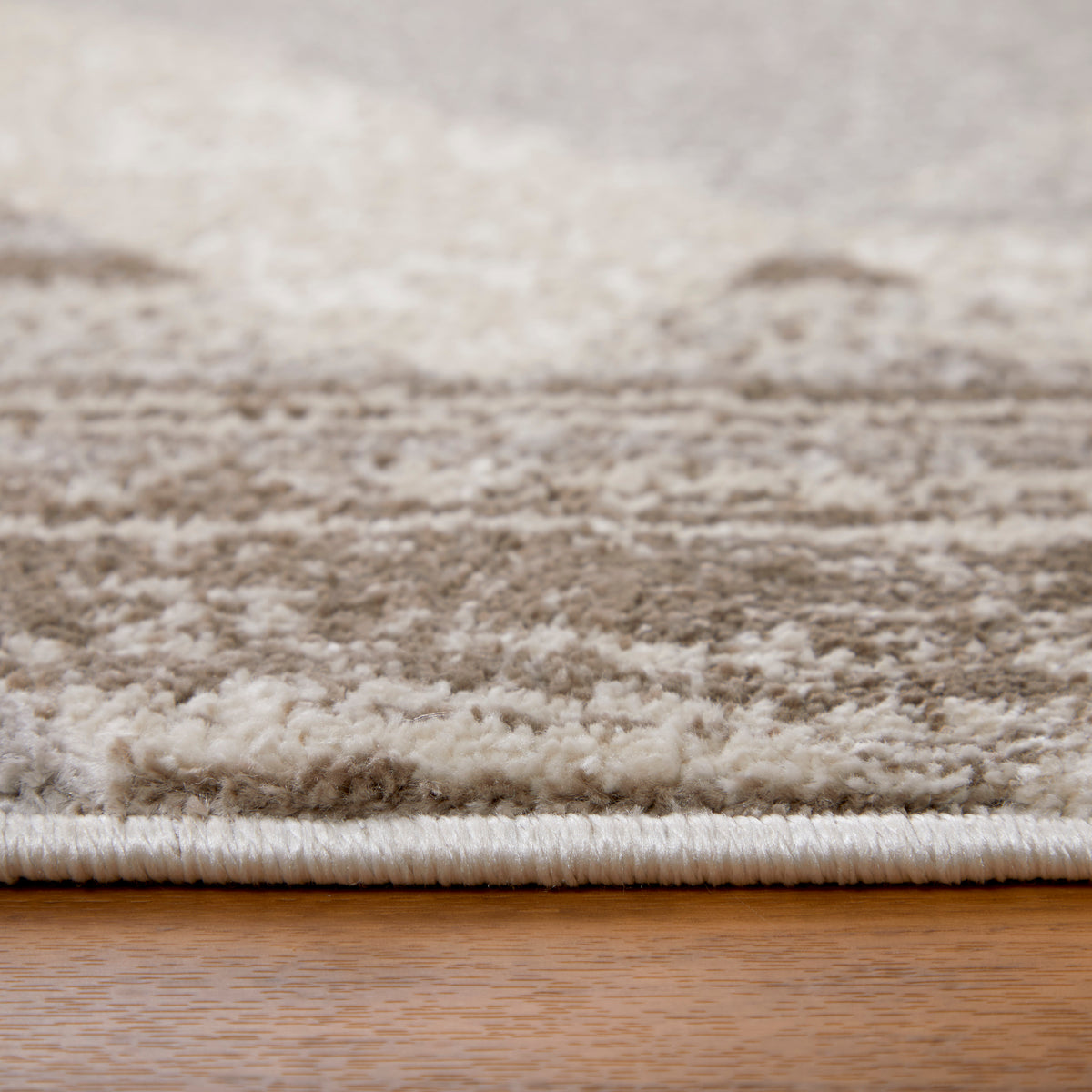 Vancouver 39NRF Beige/Brown Rug by Feizy