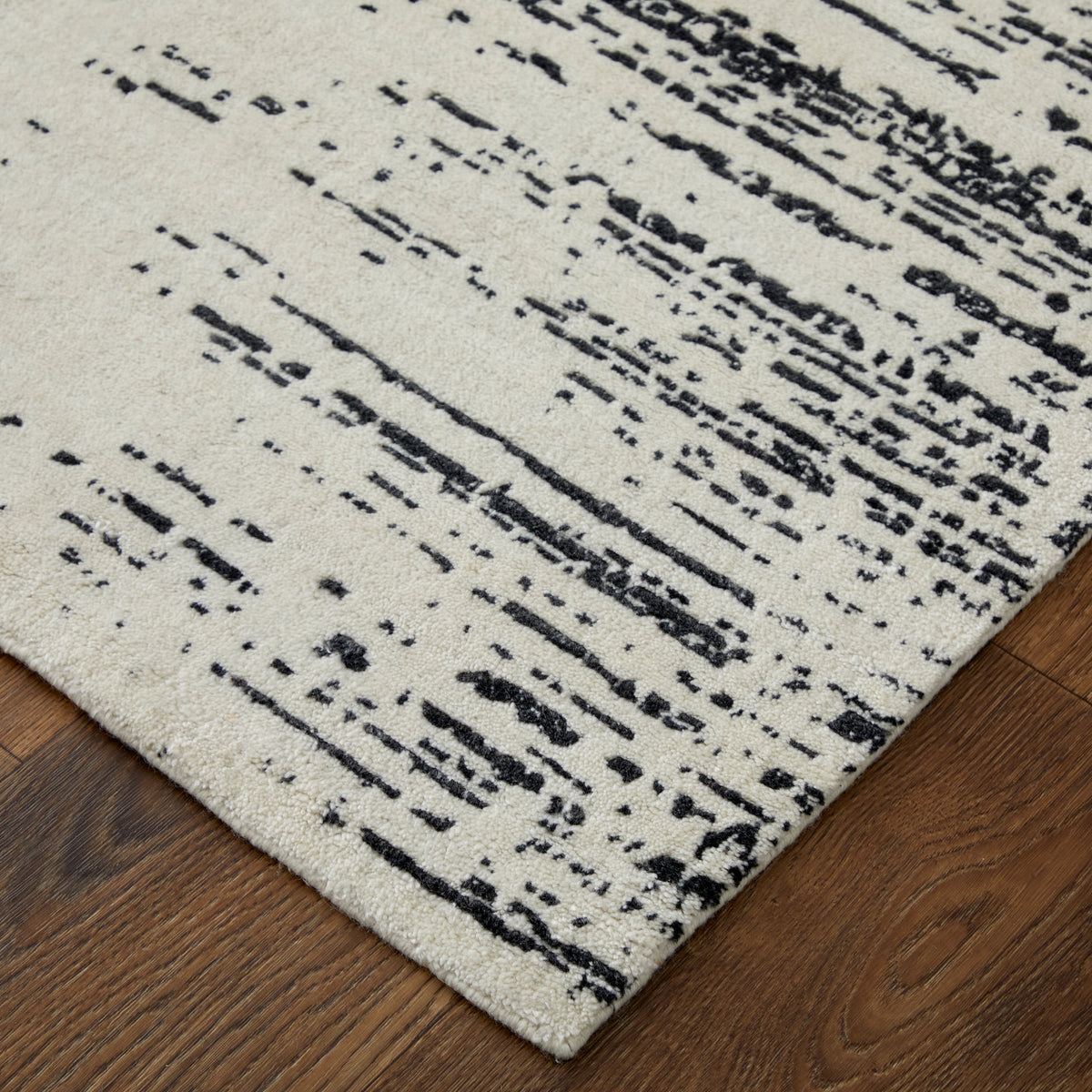 Coda 8928F Black/White Rug by Feizy