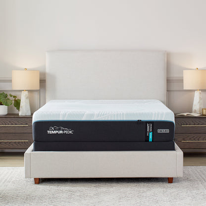 Tempur-Pedic® ProAdapt® Medium Hybrid