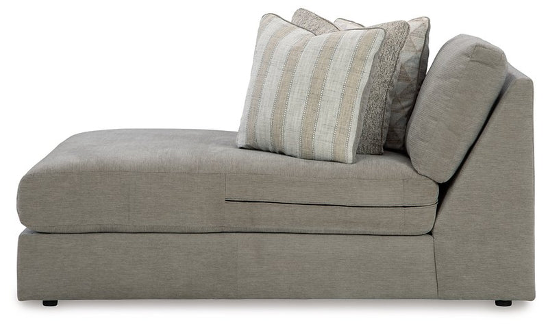 Avaliyah 3-Piece Sectional with Chaise