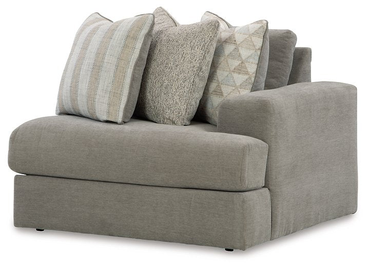 Avaliyah 7-Piece Sectional