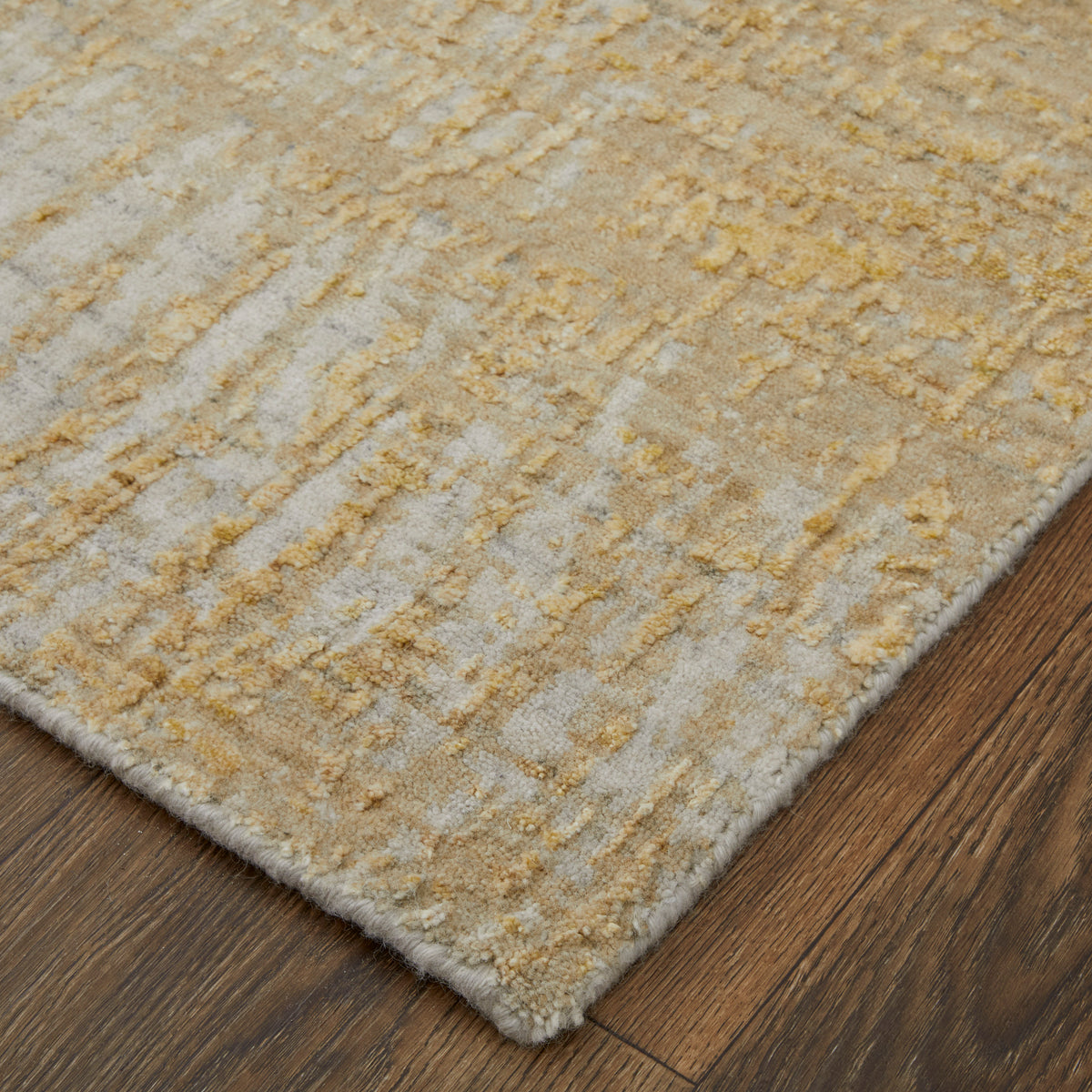 Eastfield 69FRF Gold/Ivory Rug by Feizy