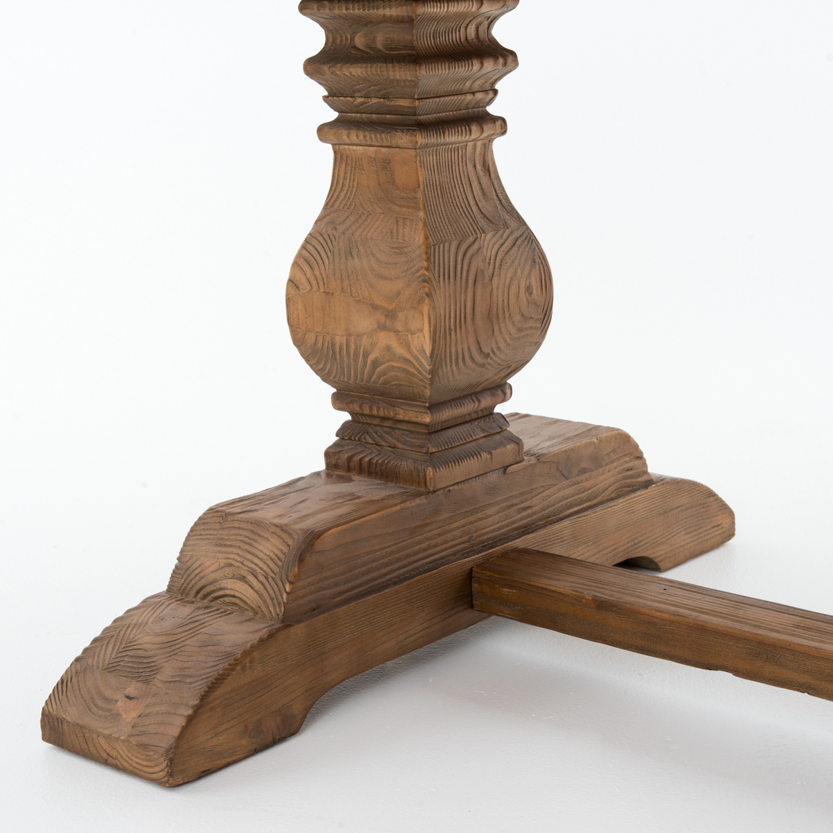 #color_waxed-bleached-reclaimed-pine
