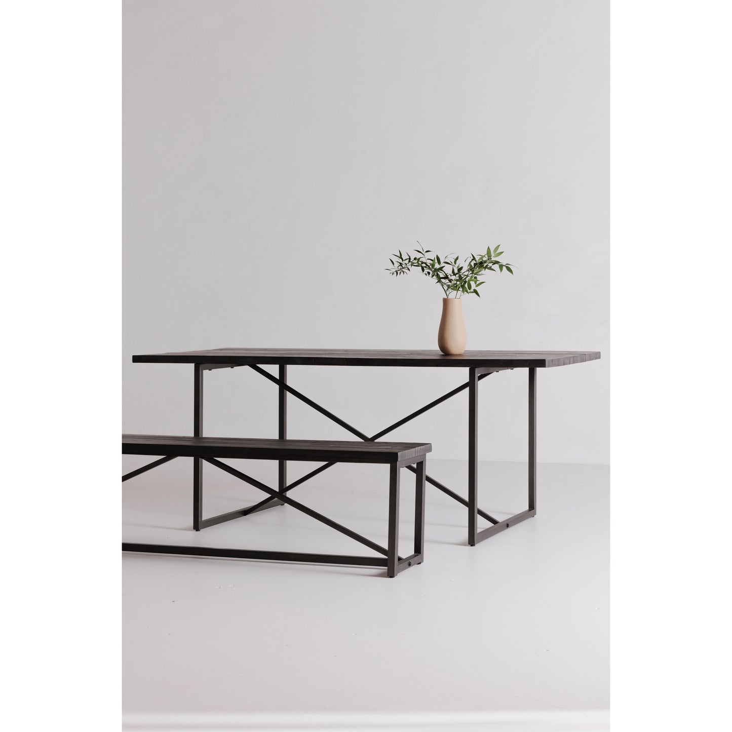 Sierra Bench Black by Moe's Home