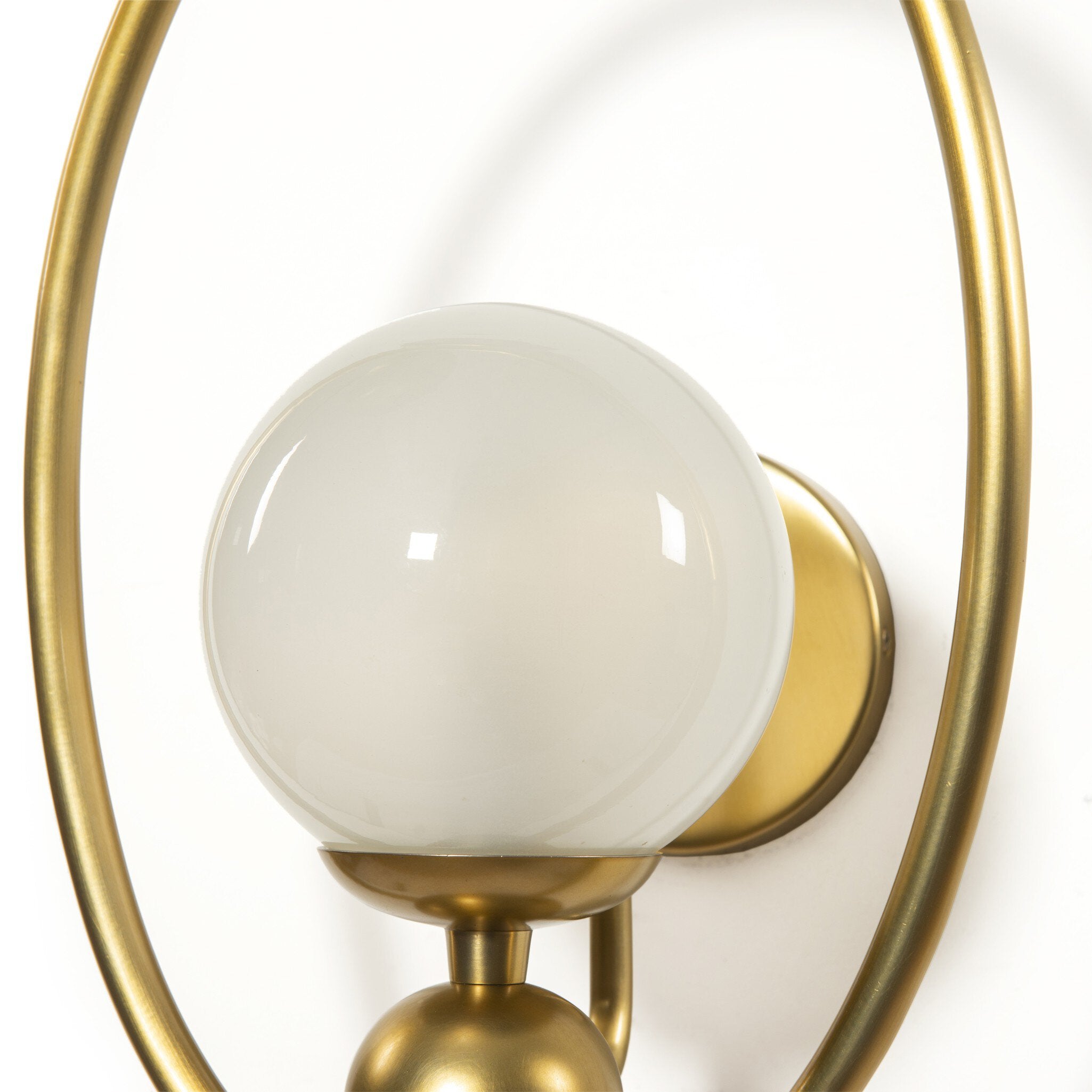 Elliot Sconce