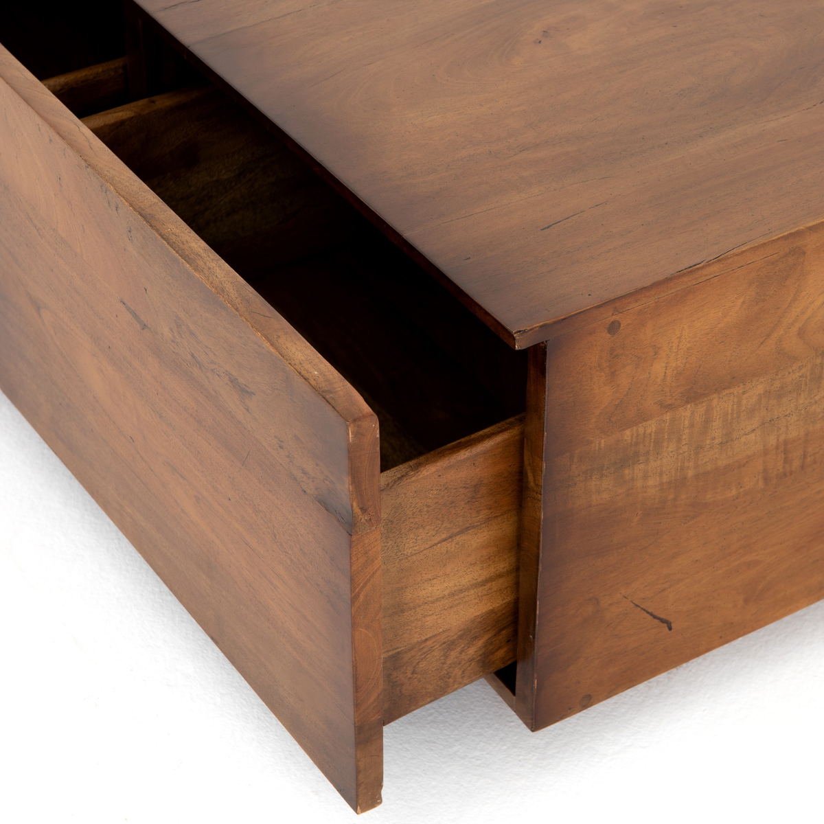 #color_reclaimed-fruitwood