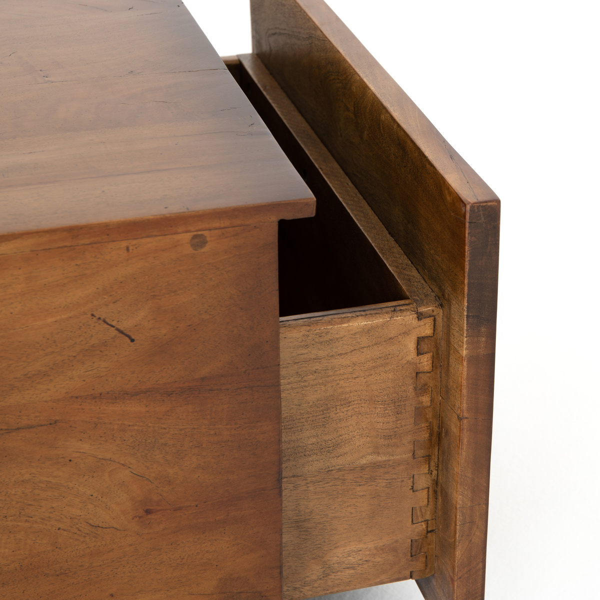 #color_reclaimed-fruitwood