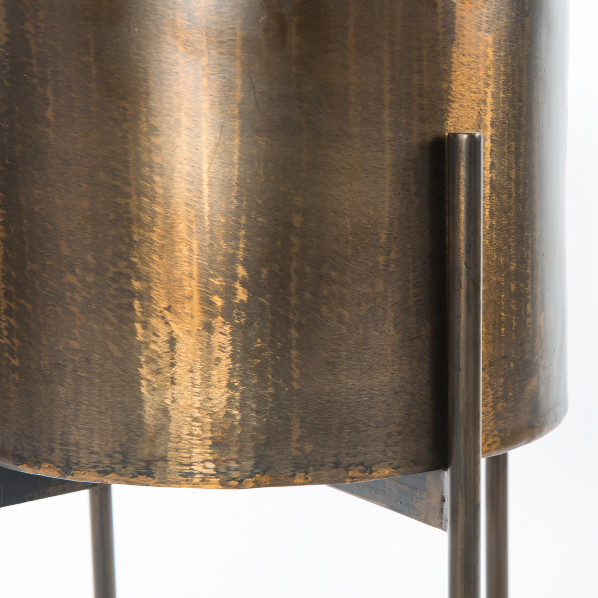 #color_weathered-brass