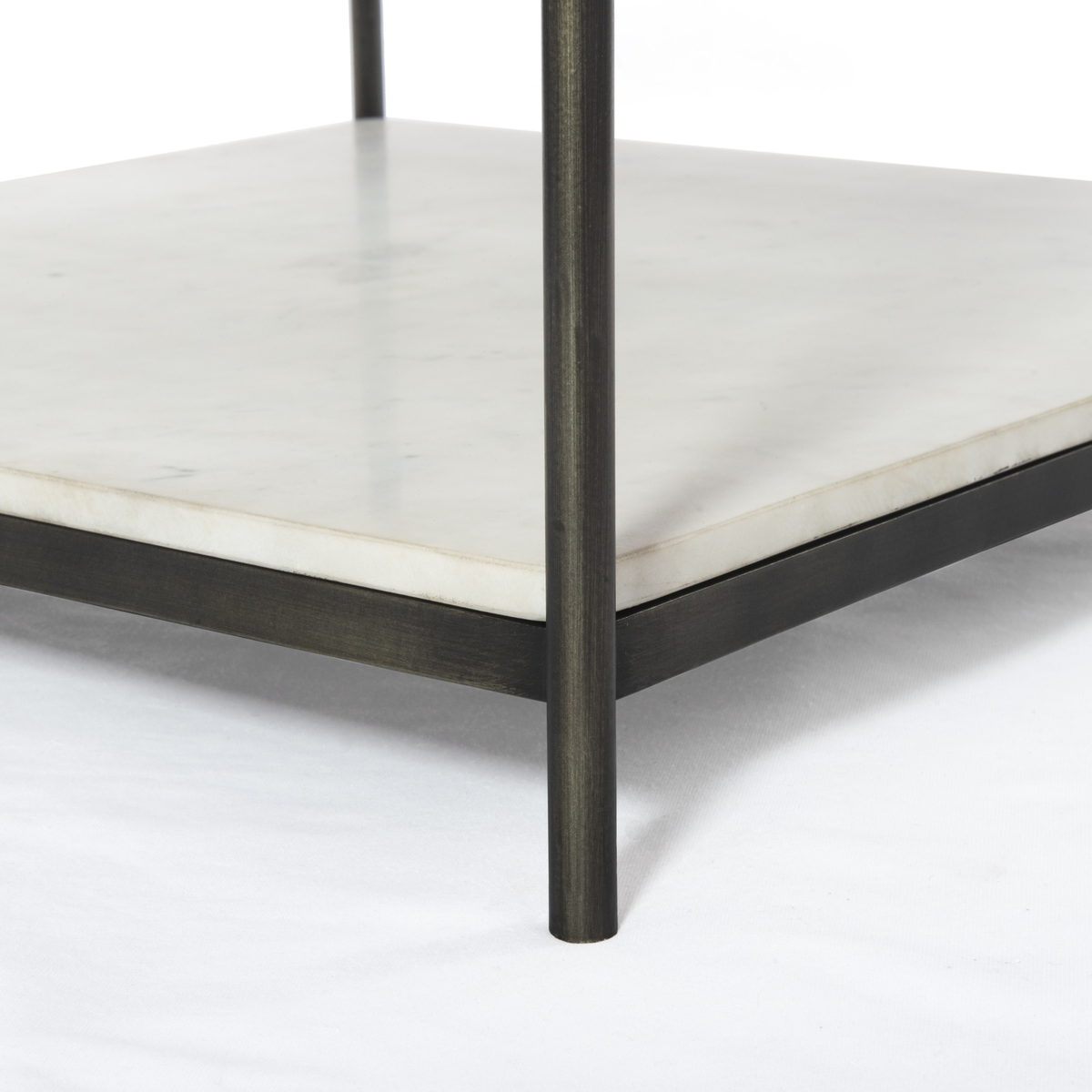 #color_polished-white-marble