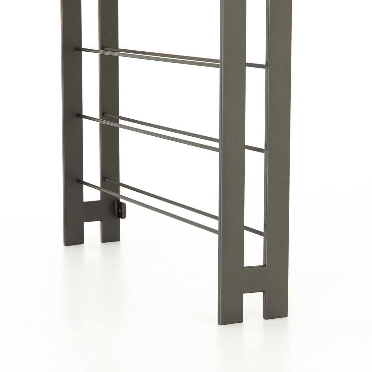 #color_gunmetal