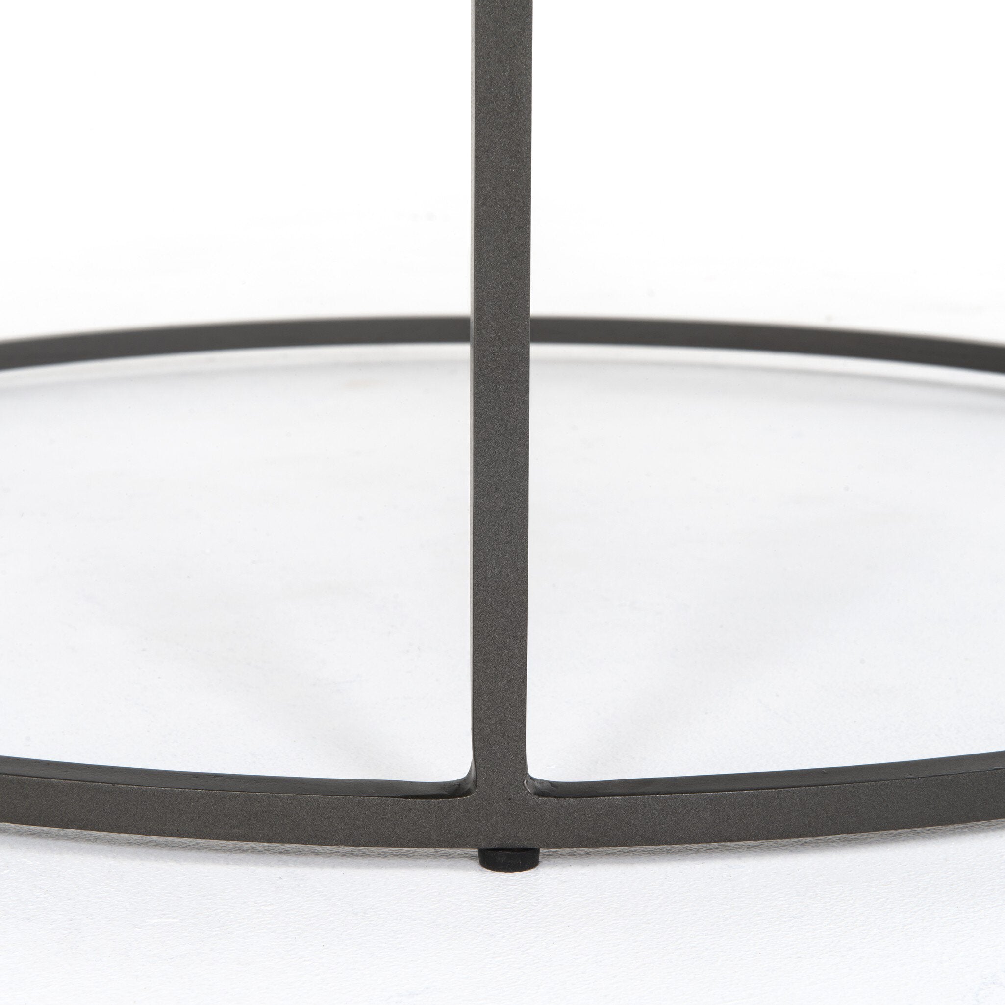 Evelyn Round Nesting Coffee Table