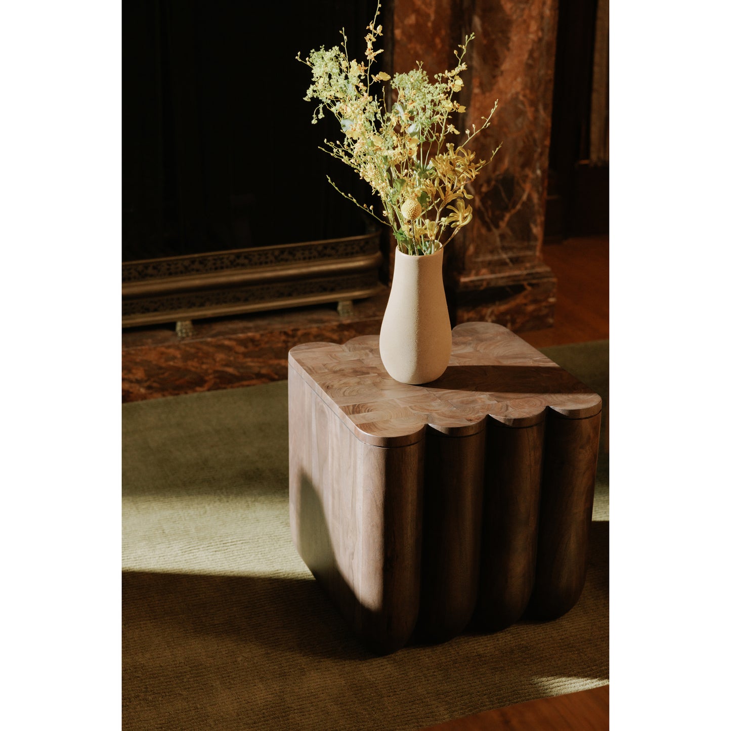 Punyo Punyo Accent Table Espresso by Moe's Home