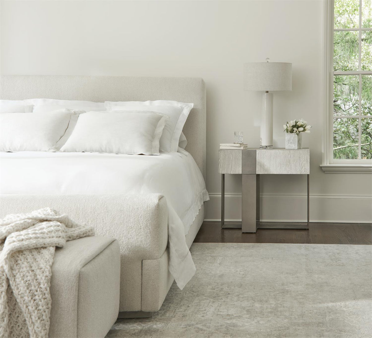 Tempo Panel Bed King (K2138) by Bernhardt