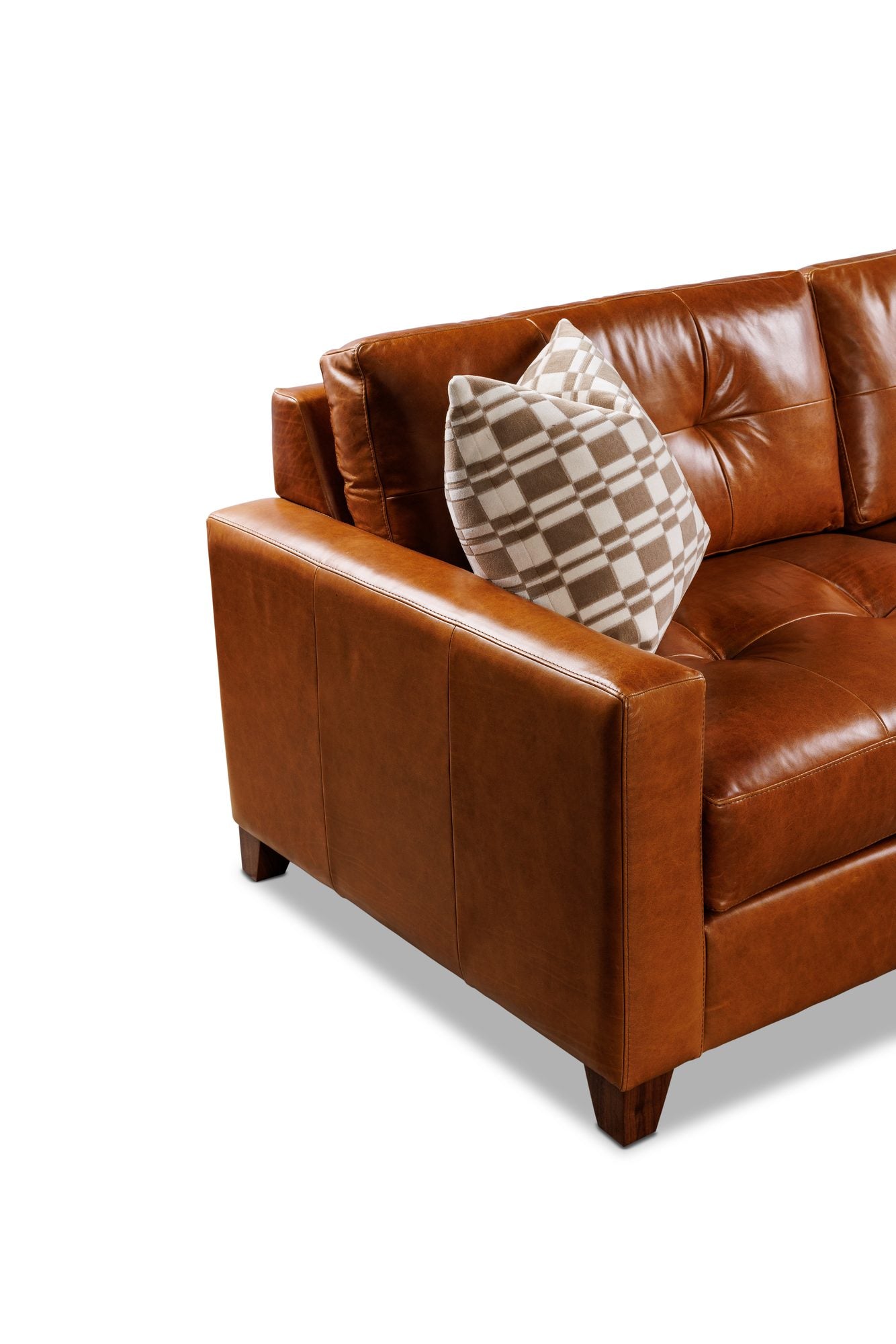 HAYDEN leather detail — arm corner
