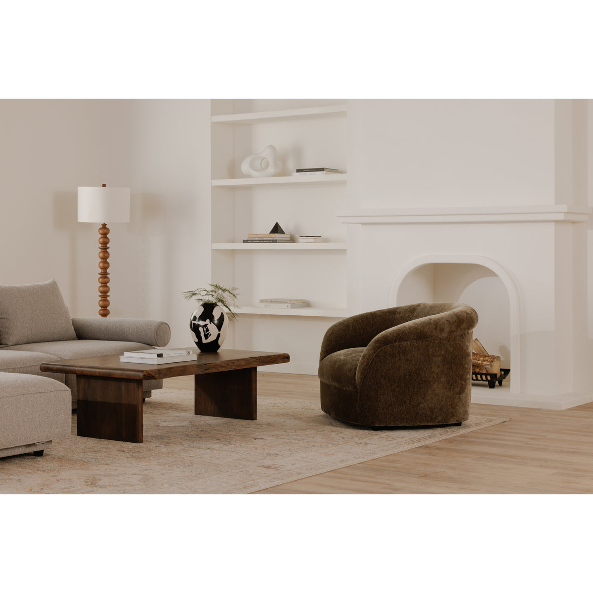 Thora Lounge Chair by Moe's Home