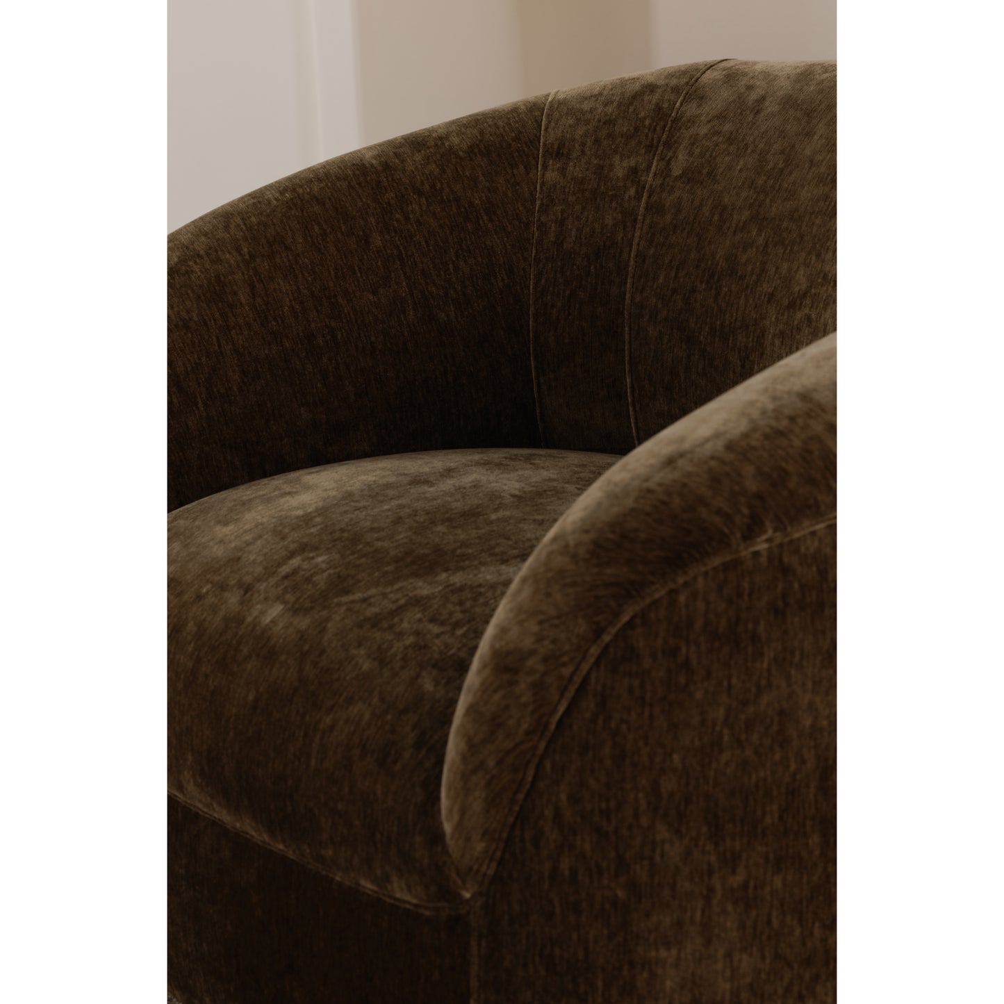 Thora Lounge Chair by Moe's Home