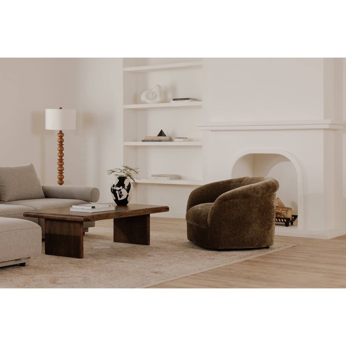 Thora Lounge Chair by Moe's Home