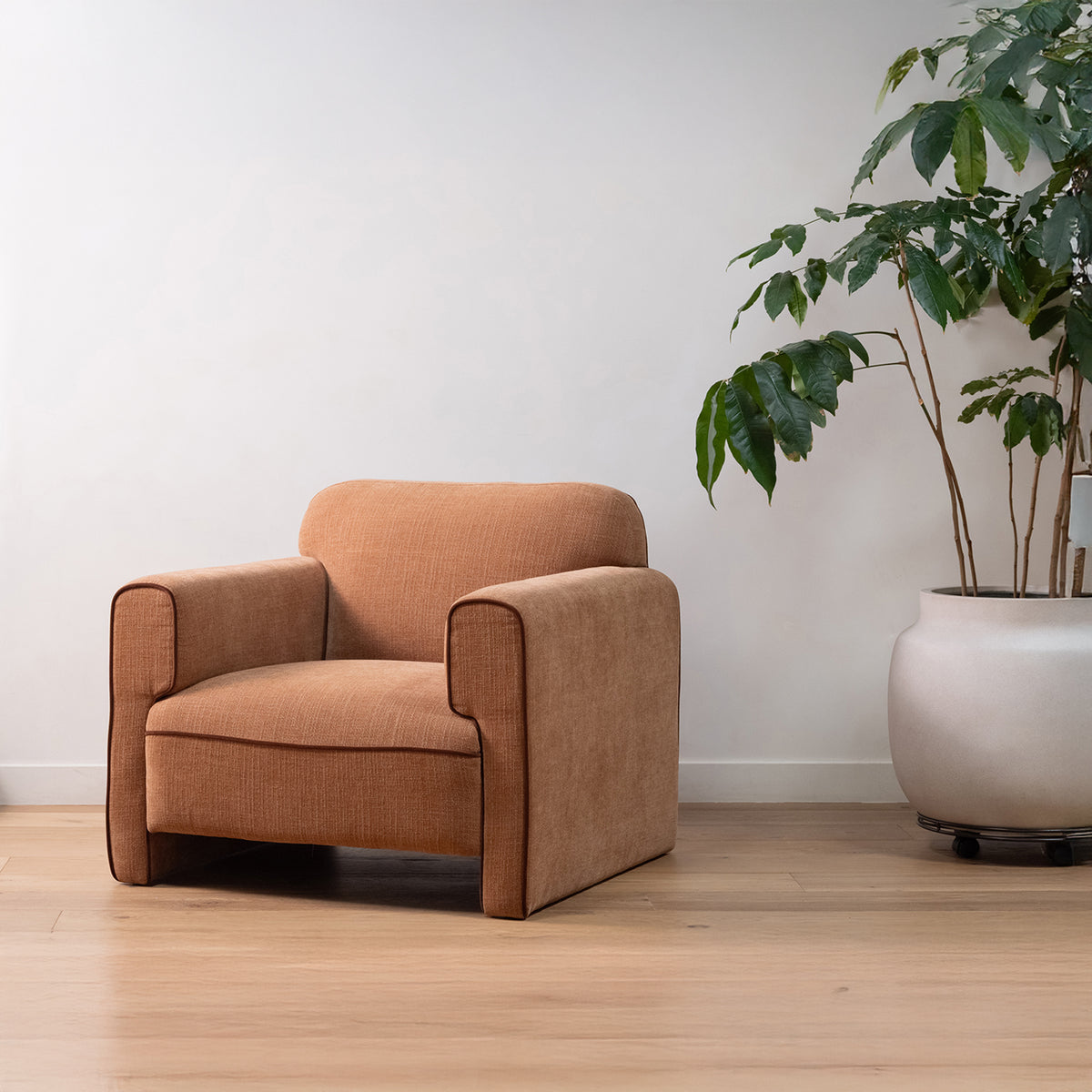 Leo Chair by Moe's Home