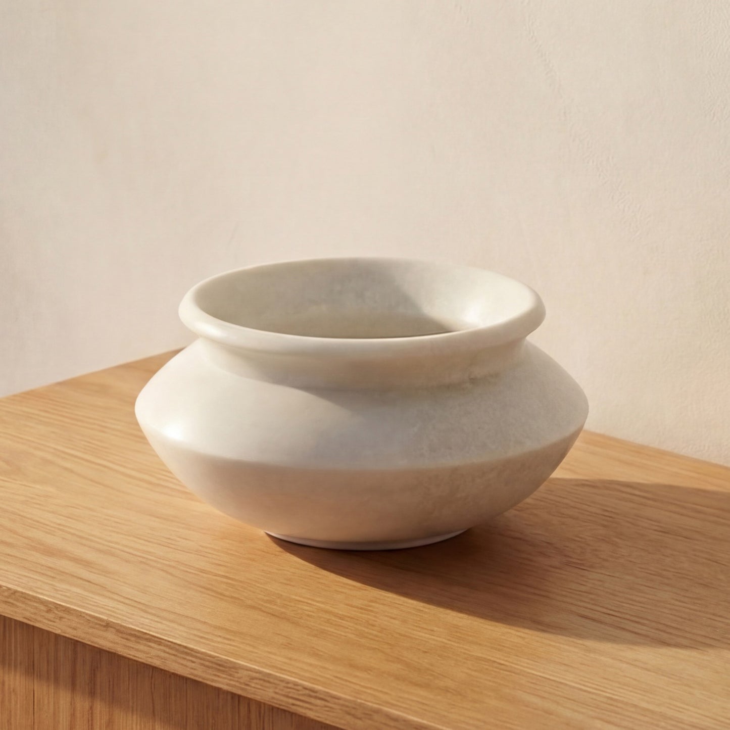 Romano Vessel White by Moe's Home