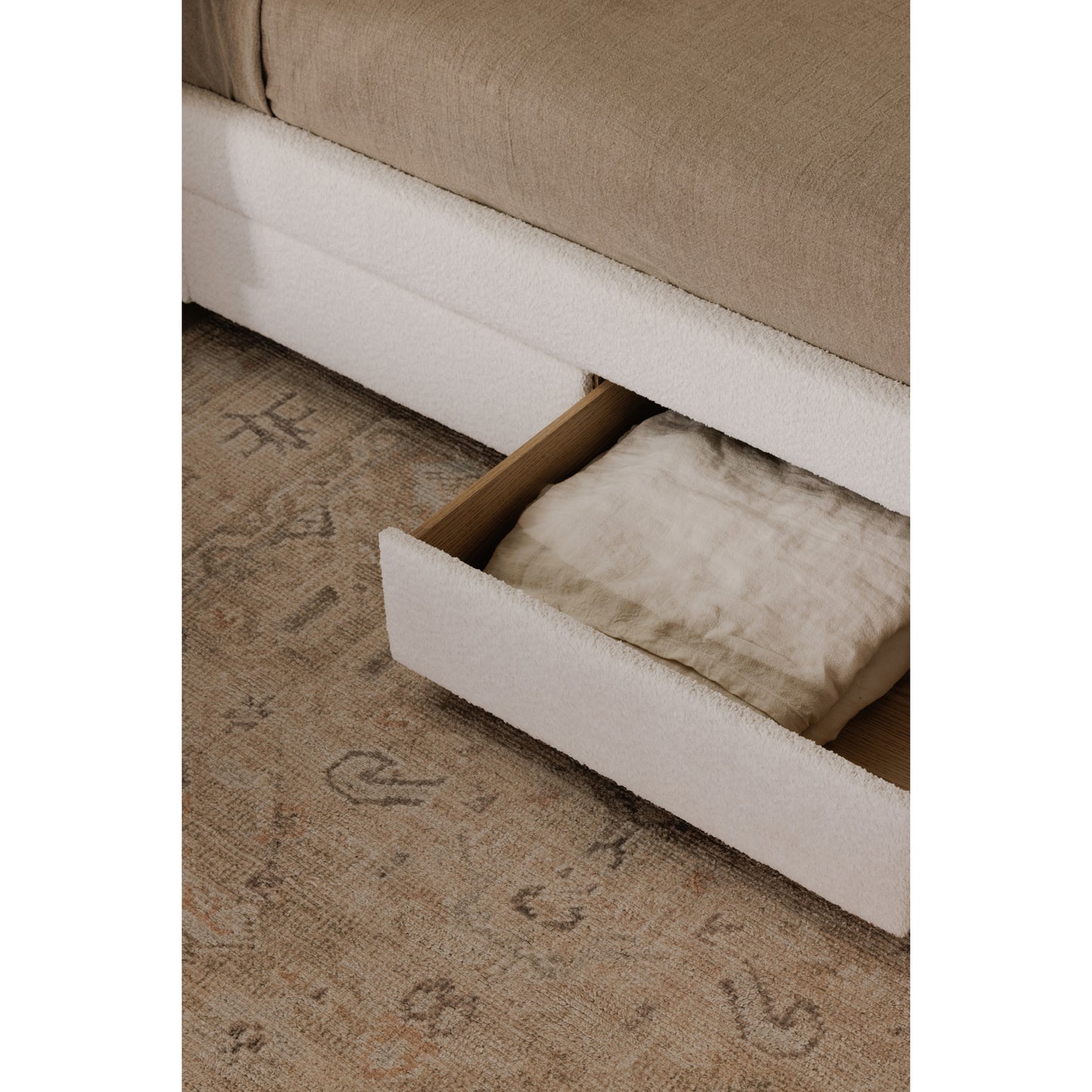 Sophia Queen Bed by Moe's Home