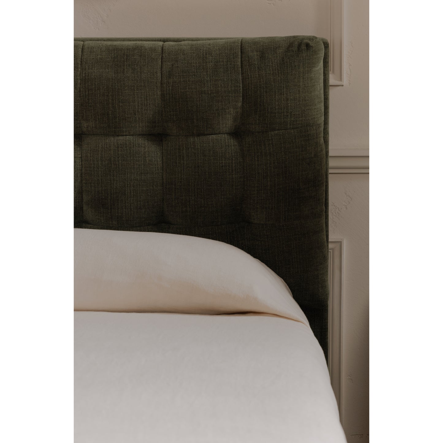 Sebastion King Storage Bed by Moe's Home