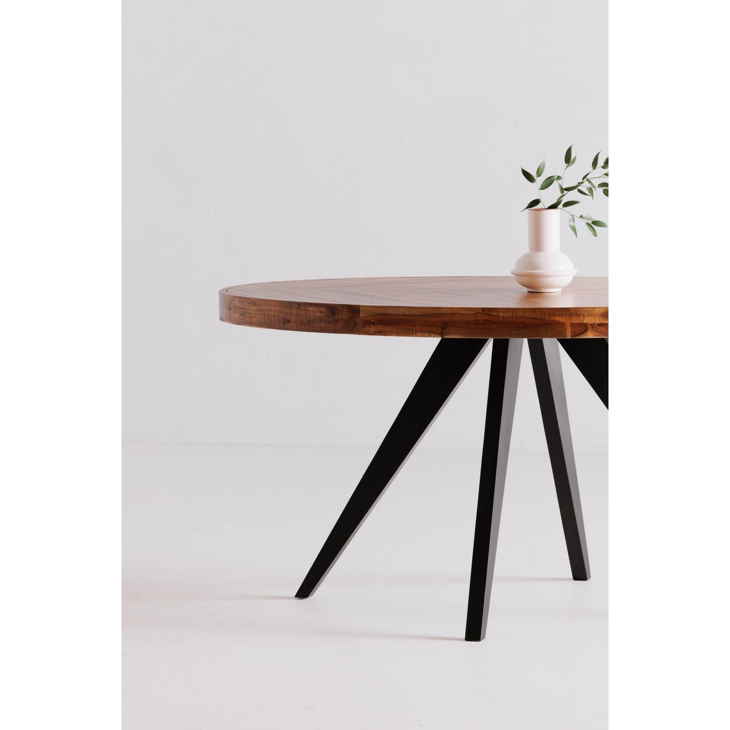 Parq Oval Dining Table Amber by Moe's Home