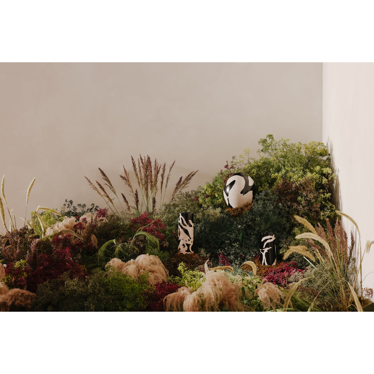 Chulu Vase by Moe's Home