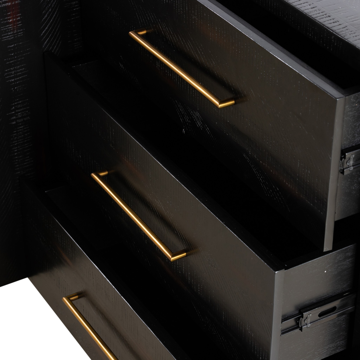 #color_burnished-black