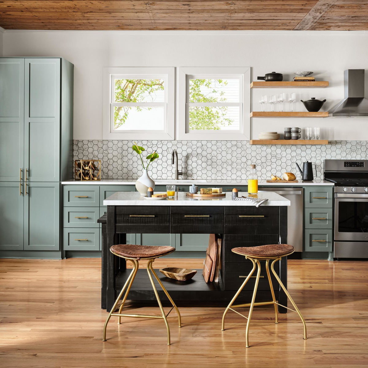 #color_black-acacia